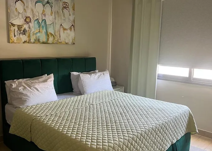 Daire Azha Sokhna Modern 2-bedroom Flat *